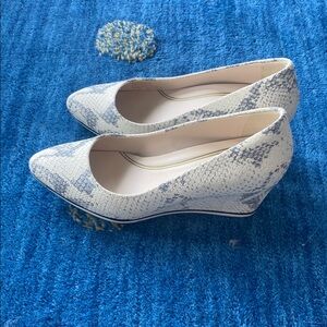 Cole Haan White Wedge Shoes with Snakeskin Texture